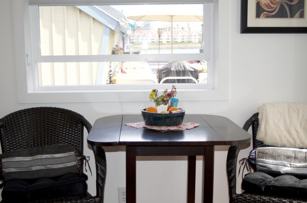 A Float Home B&B In Fisherman'S Wharf Victoria Exterior foto
