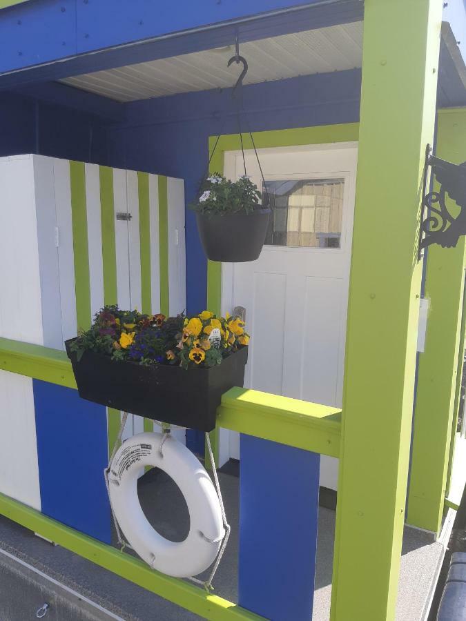 A Float Home B&B In Fisherman'S Wharf Victoria Exterior foto